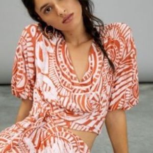 ANTHROPOLOGIE Bodhi Blouse in Reddish Orange Motif Size L